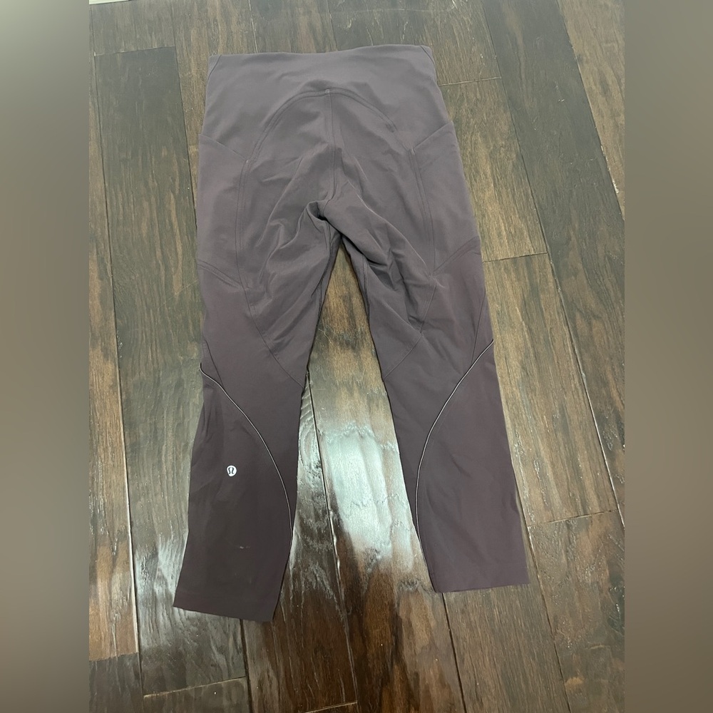 Lululemon Lead the Pack High-Rise Crop 23"